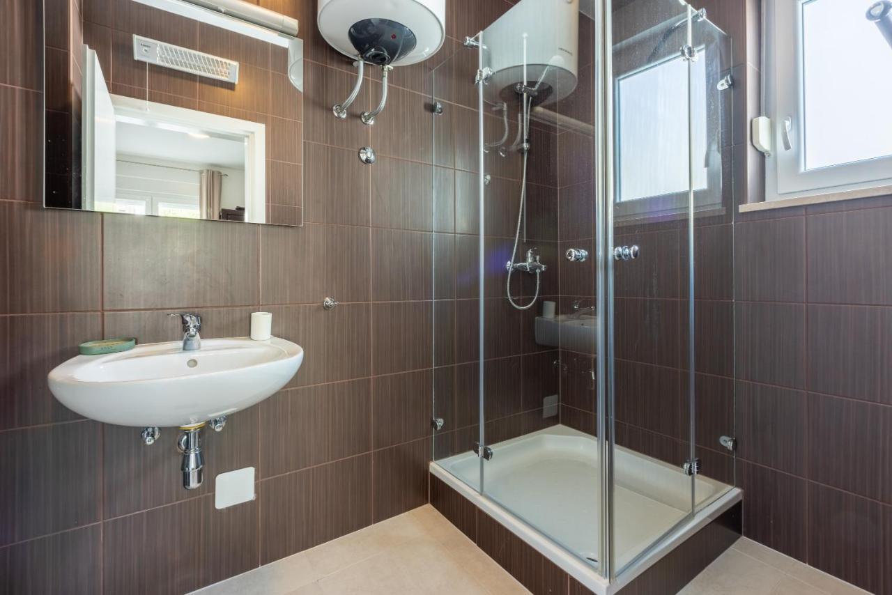 Apartments Andrea & Sander Цриквениця Екстер'єр фото